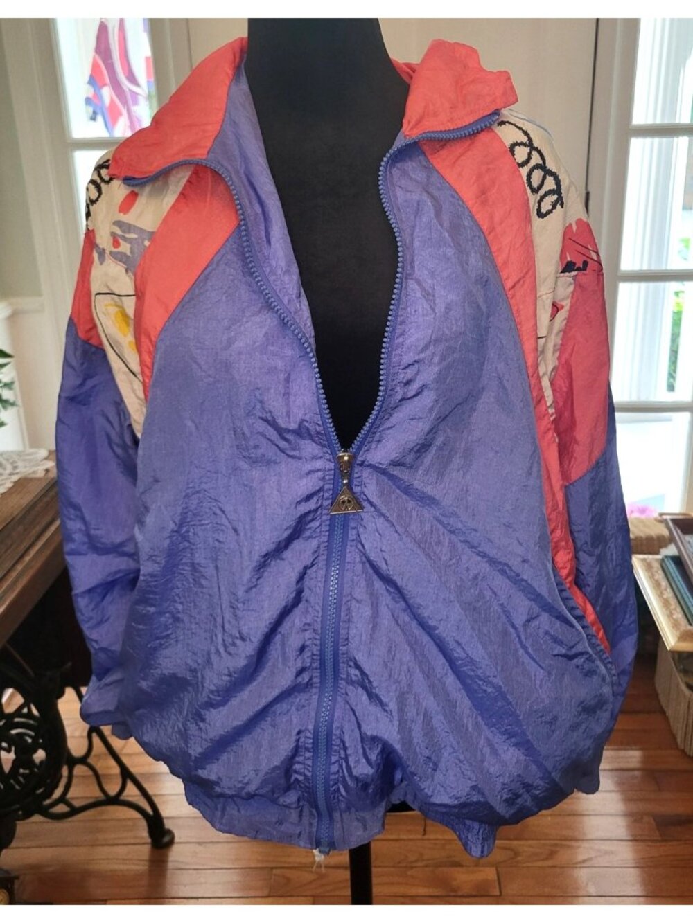 Casual Isle Vintage 80s/90s Blue Coral Abstract Nylon Windbreaker M Retro Preppy